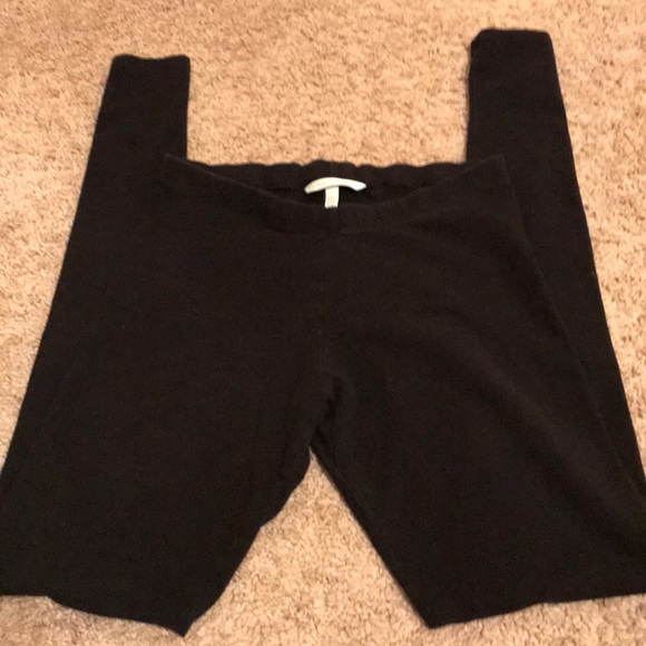 Victoria's Secret Pants - Victoria Secret Black Leggings size S/P Long❤️